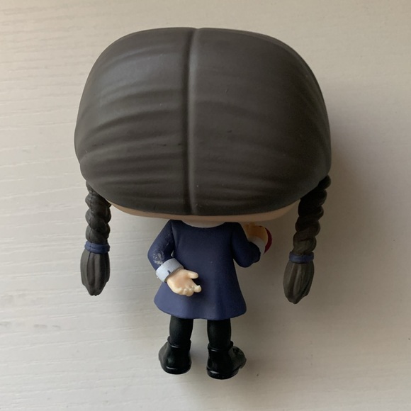 Funko Pop Wednesday Addams Figurine - Picture 2 of 3